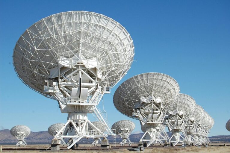 radio telescopes require larger sizes